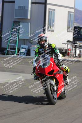 media/Mar-20-2023-Moto Forza (Mon) [[d0bbc59e78]]/Around the Pits/